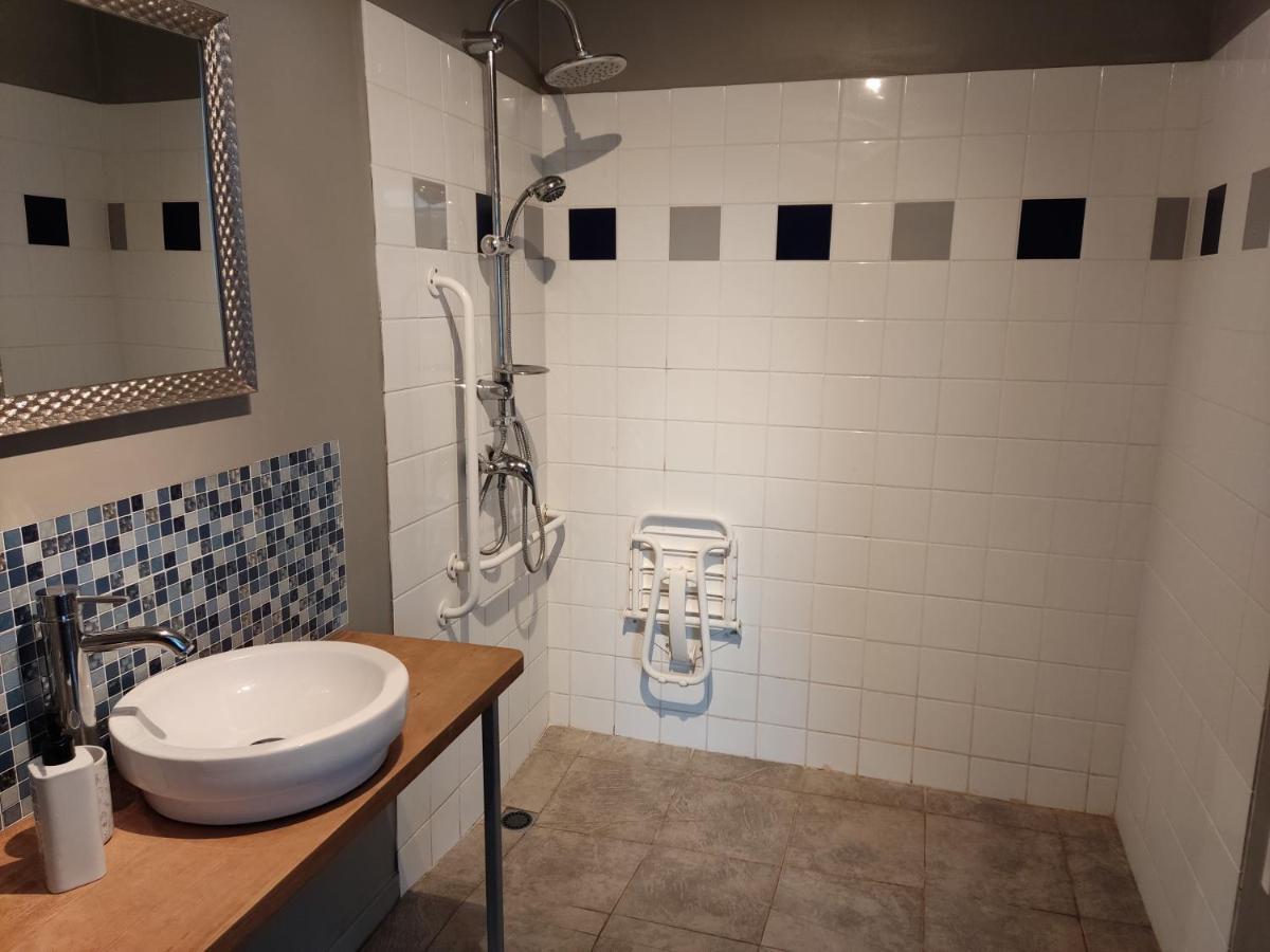 La Demeure Avesnoise Bed & Breakfast Wignehies Bagian luar foto