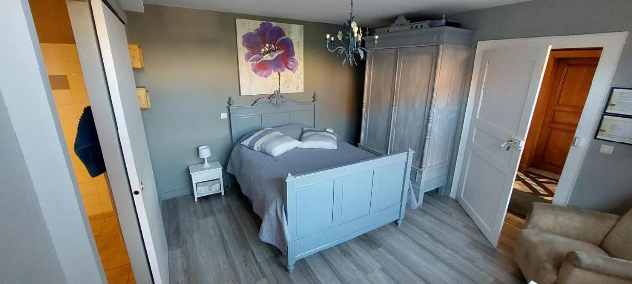La Demeure Avesnoise Bed & Breakfast Wignehies Bagian luar foto