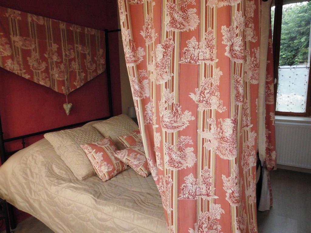 La Demeure Avesnoise Bed & Breakfast Wignehies Ruang foto